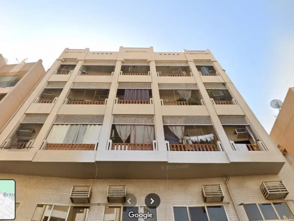 Building for Al Souq Al Kabeer Al Fahidi Area Palmyra Properties
