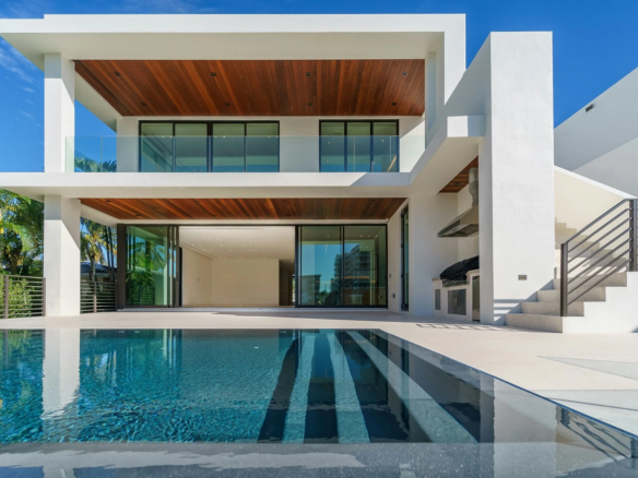 Customised ready to move villa in Sobha Hartland Palmyra Properties 1 Palmyra Properties